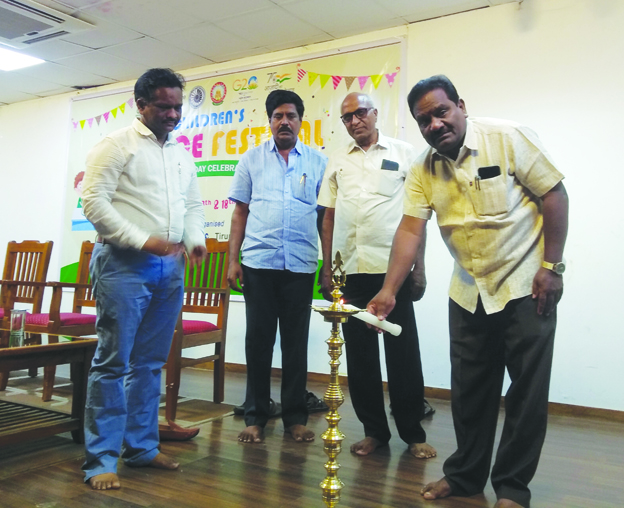 రెండు రోజుల పాటు జరగనున్న సైన్స్‌ఫేర్‌ను ప్రారంభిస్తూ... 