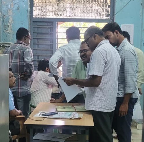 'పురం'మున్సిపాల్టీలో ఎసిబి సోదాలు