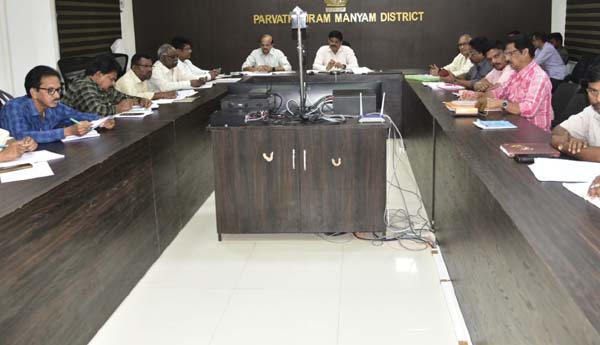 సకాలంలో లక్ష్యాలు పూర్తి చేయాలి