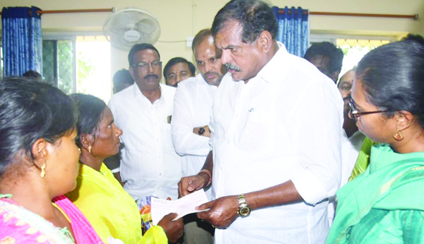 కోలుకునే వరకూ ఆసుపత్రిలో చికిత్స