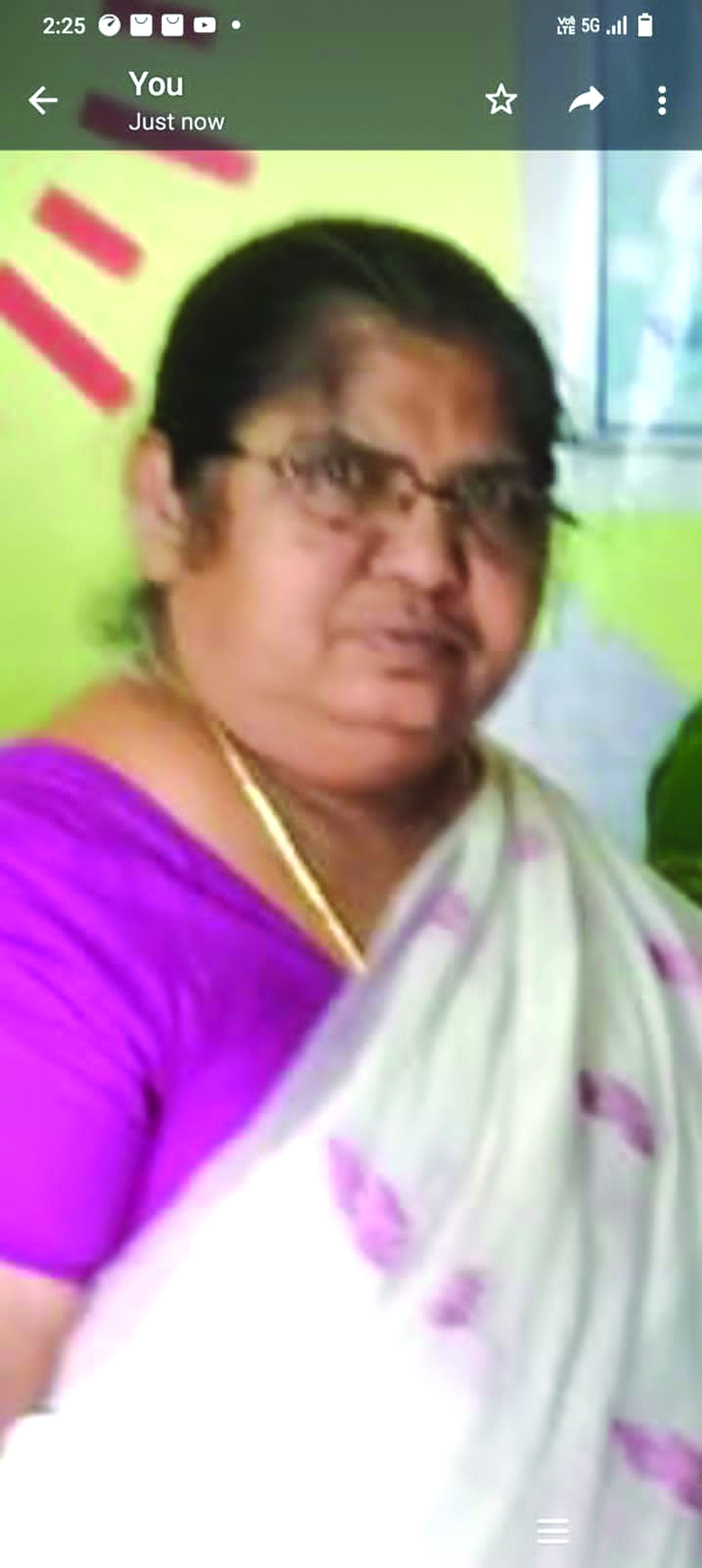 సిడిపిఒ మృతికి పలువురు నివాళులు