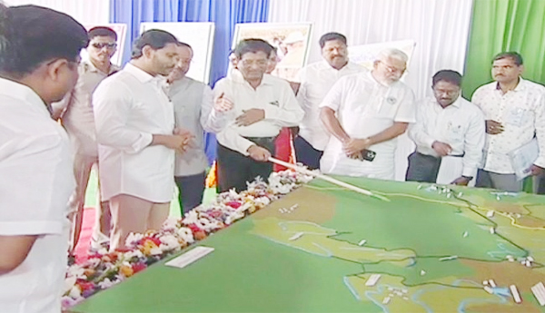 CM-Jagan-laid-the-foundation-stone-for-Varikapudishela-upliftment-scheme