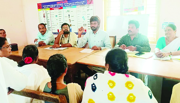 ఆశాలే కీలకం : డిఐఒ