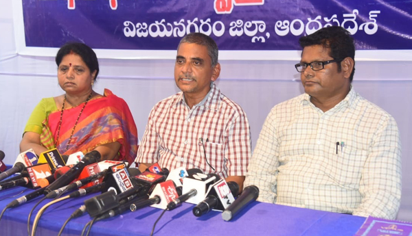 సరస్‌కు అపూర్వ స్పందన