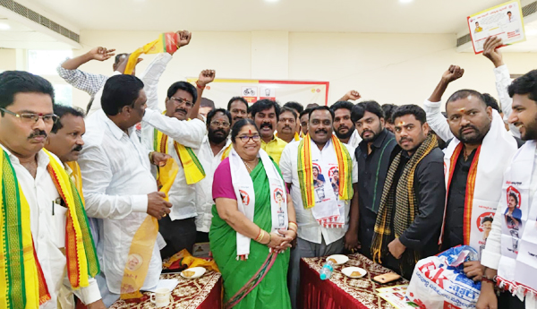 ప్రజా సమస్యలపై ఉమ్మడి పోరాటం