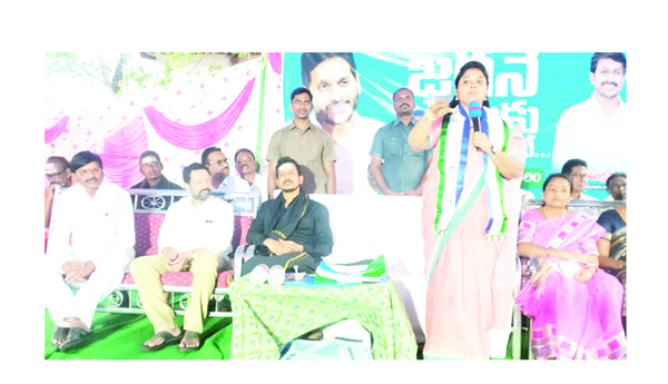 పథకాలపై ప్రజలకు అవగాహన కల్పించాలి : ఎమ్మెల్యే