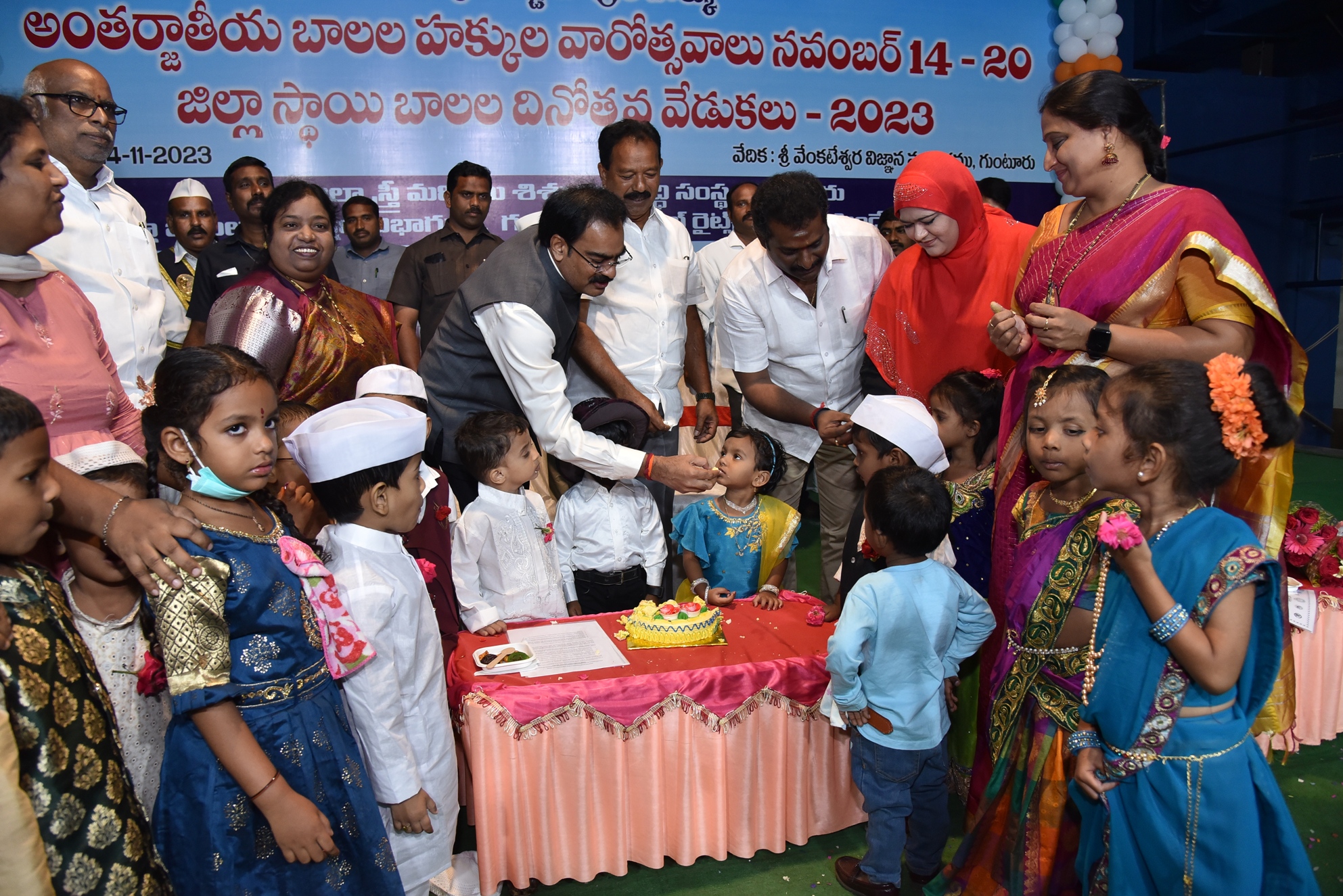 బాలల అభ్యున్నతికి ప్రభుత్వం కృషి