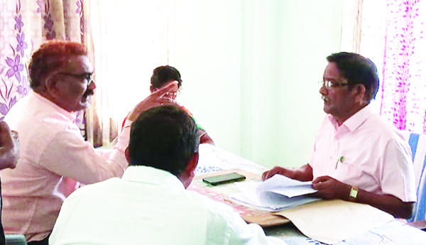 జీతం అడిగినందుకు గ్రీన్‌ అంబాసిడర్‌ తొలగింపు