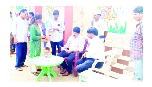 ఓటరు నమోదు పరిశీలించిన జెసి