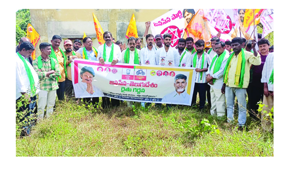 ఎత్తిపోతల పథకం ద్వారా సాగునీరందించాలి