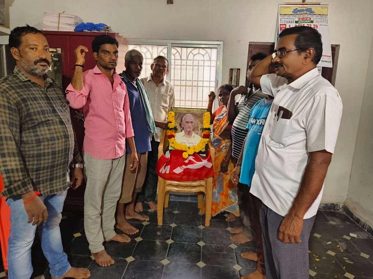 మాజీ ఎంఎల్‌ఎ జక్కా వెంకయ్యకు ఘన నివాళులు