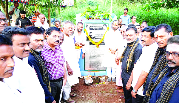 ఇంటింటికీ స్వచ్ఛమైన తాగునీరు