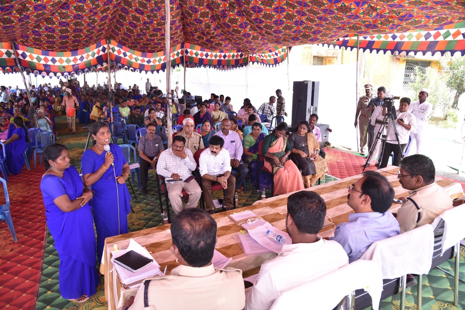 గొట్టిపాడుకు ఉన్నతాధికారులు