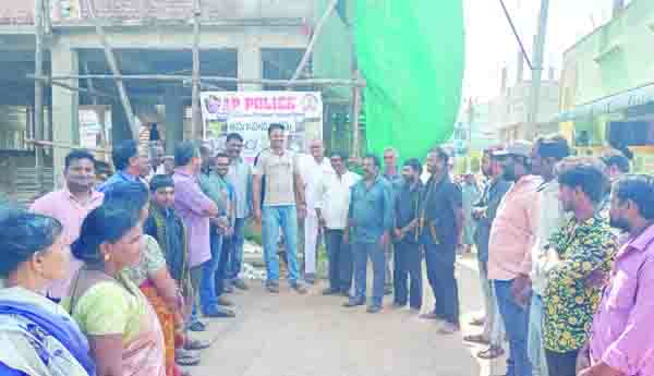 చోరీలపై అప్రమత్తంగా ఉండాలి