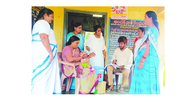 టీకా కార్యక్రమం పరిశీలన