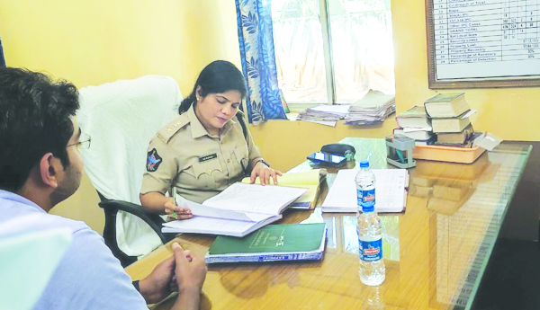 సమగ్రంగా కేసుల దర్యాప్తు