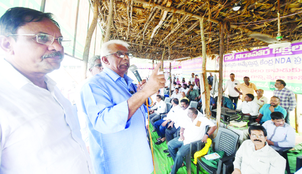 Steel-slogan-shouted