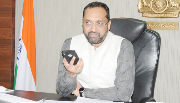 త్వరితగతిన పునరావాస కాలనీ పనులు