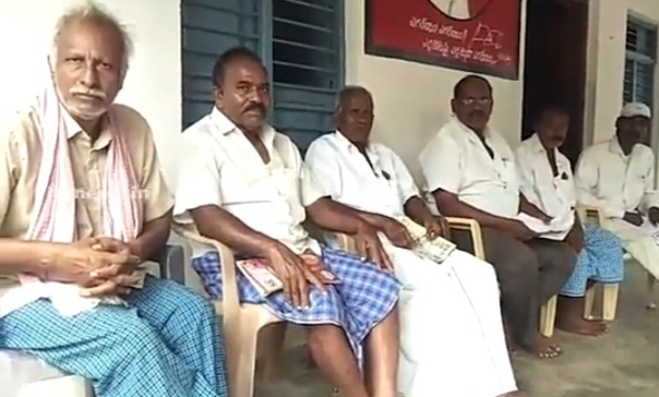 రైతులకు సాగునీరు అందించండి..