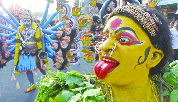 సాంస్కృతిక కళారూపాలే దసరా...