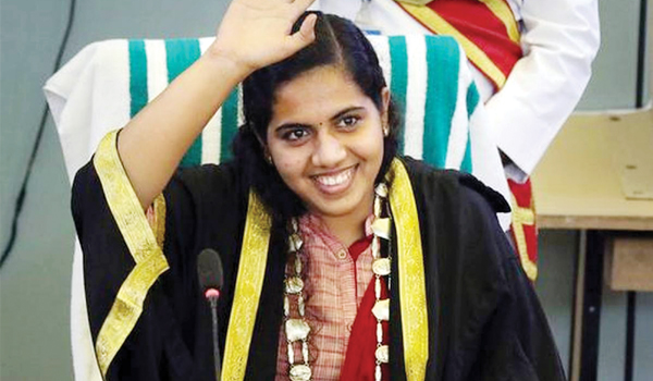 ధైర్యసాహసాలు..