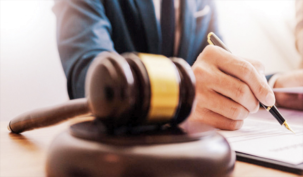 జీవితాన్ని ఎవరిస్తారు?