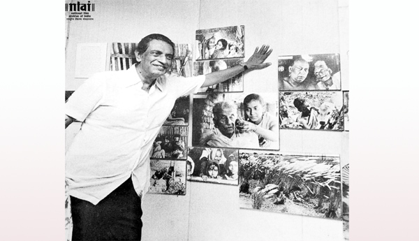 సృజనకు మరో పేరు.. సత్యజిత్‌ రే..