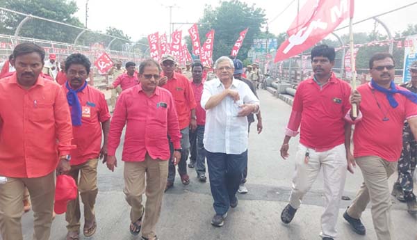 seetaram yechuri