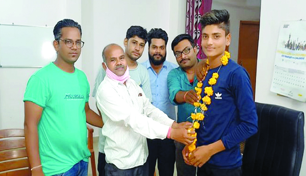 ప్రతి బిడ్డా చదువుకునేలా చూస్తా..!