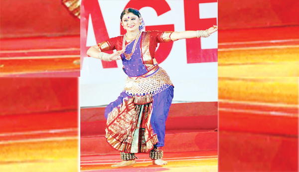 విభిన్న వెలుగురేఖలు..